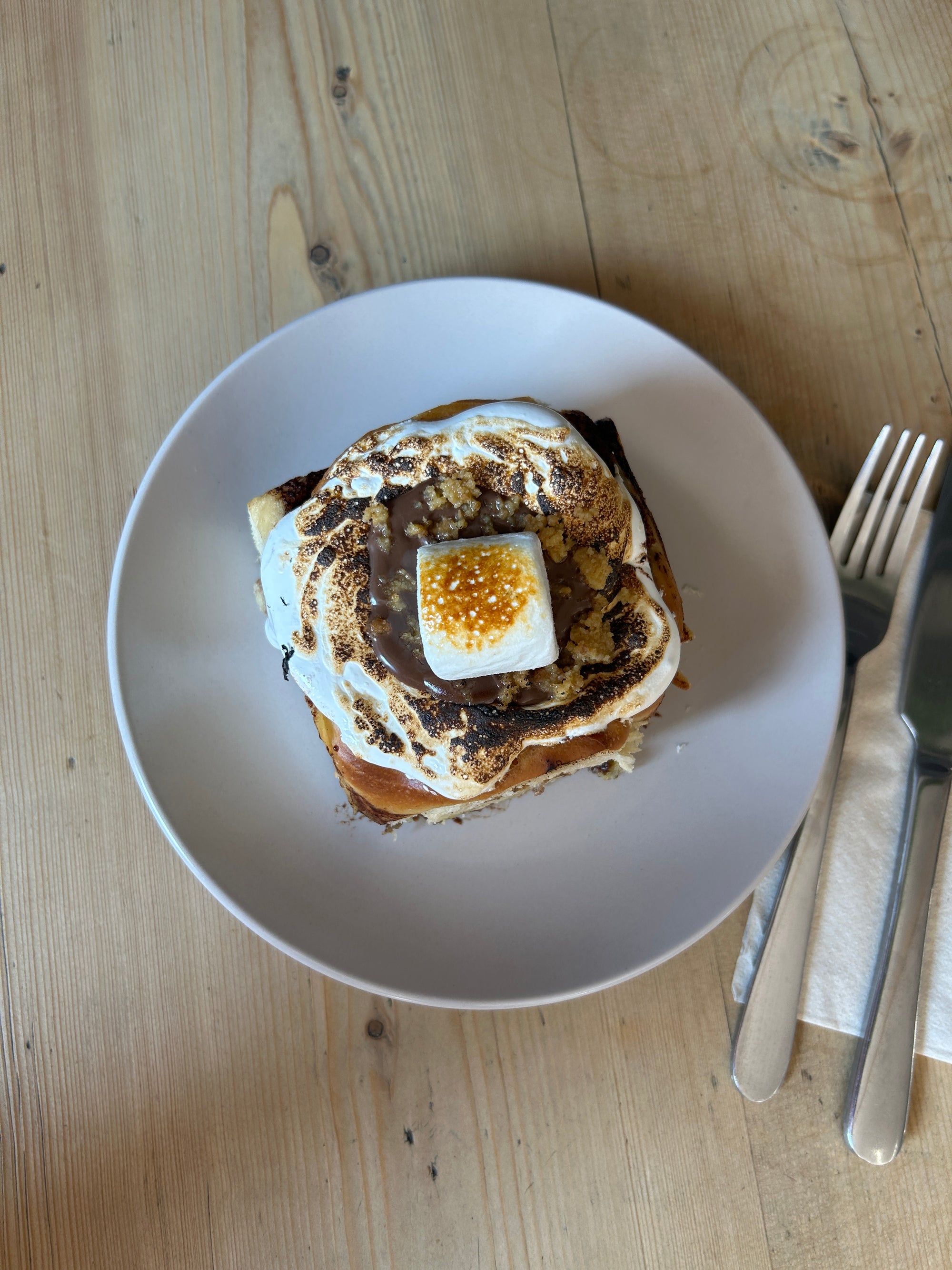 Good Day Buns - PREORDER FOR COLLECTION FOLLOWING SATURDAY ONLY (8TH AUGUST)